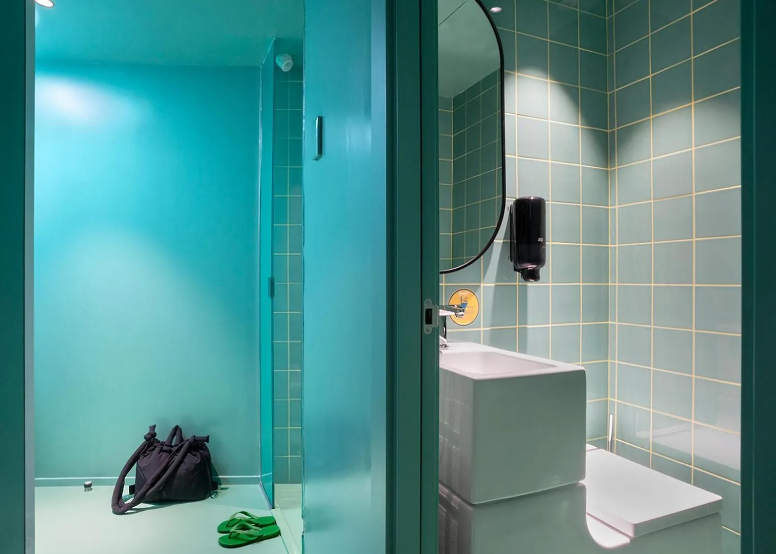 Amistat City Hostel Barcelona 0*,  Spain
